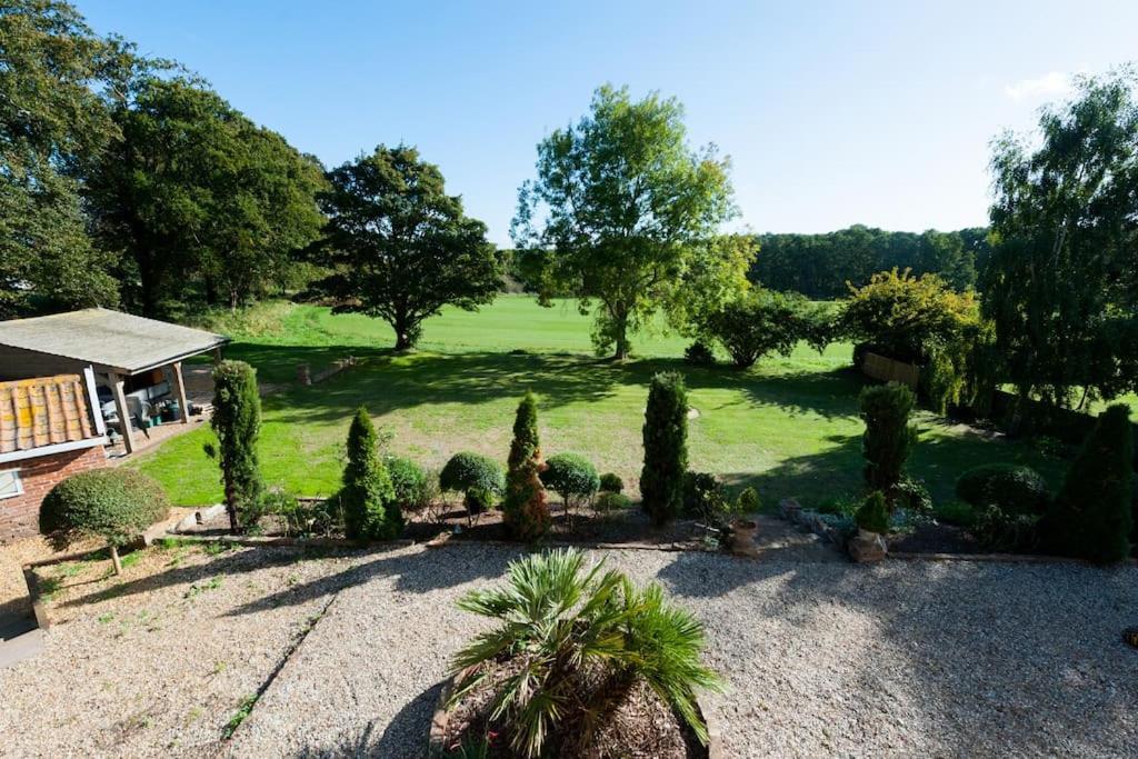 Firs Sleeps 15 Stunning Country House With Hot Tub Sudbourne المظهر الخارجي الصورة